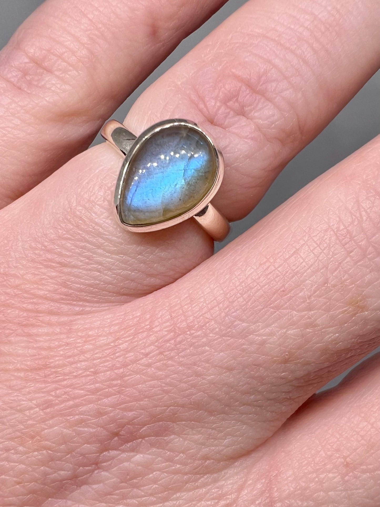 Labradorite ring